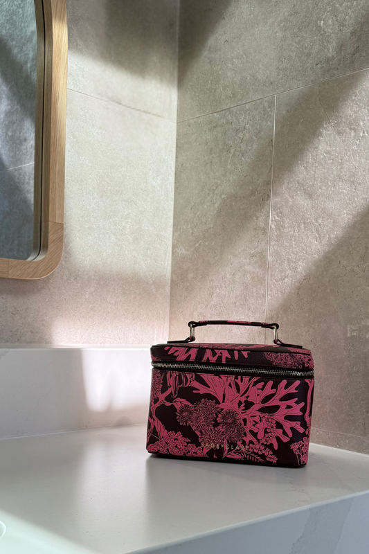 Delphine Large Vanity Case, Garnet