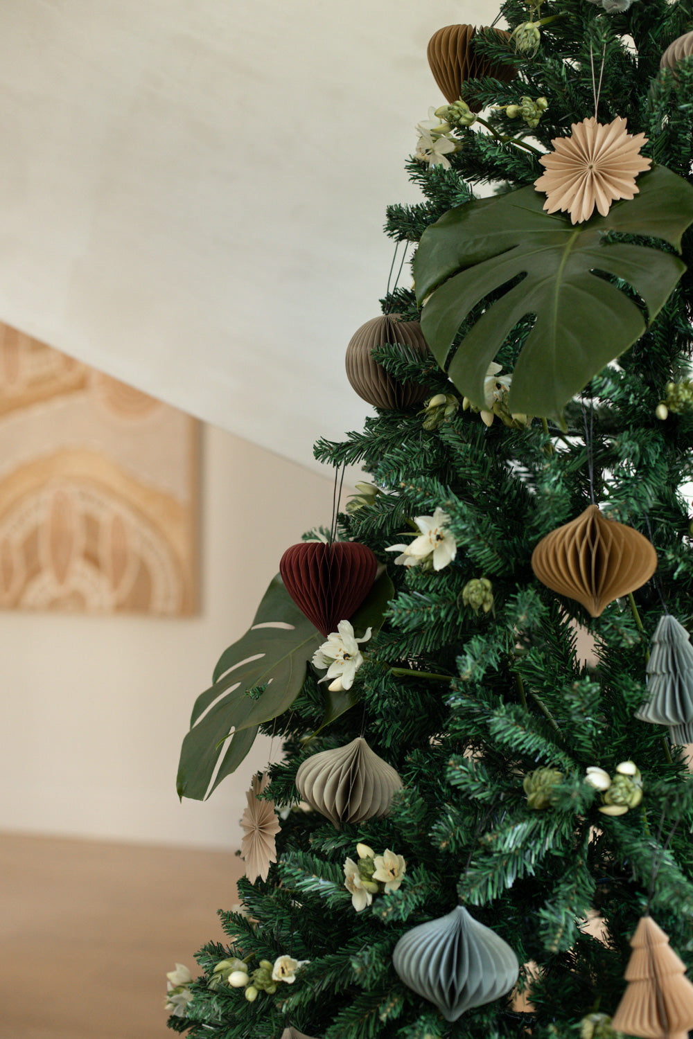 Golden Sand Jewel Paper Ornament