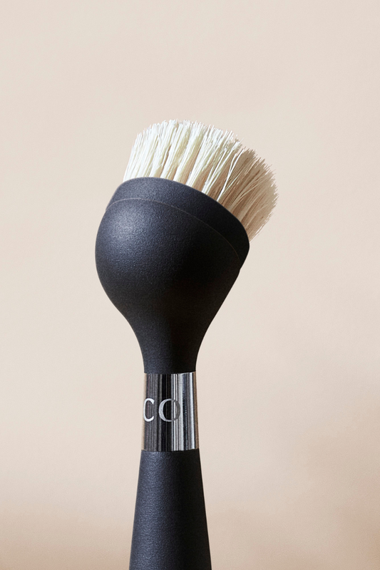 One Brush, Black