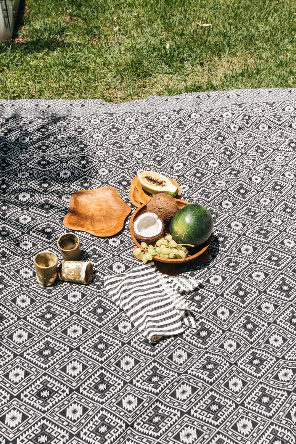 Mediterranean Star Blanket, Black
