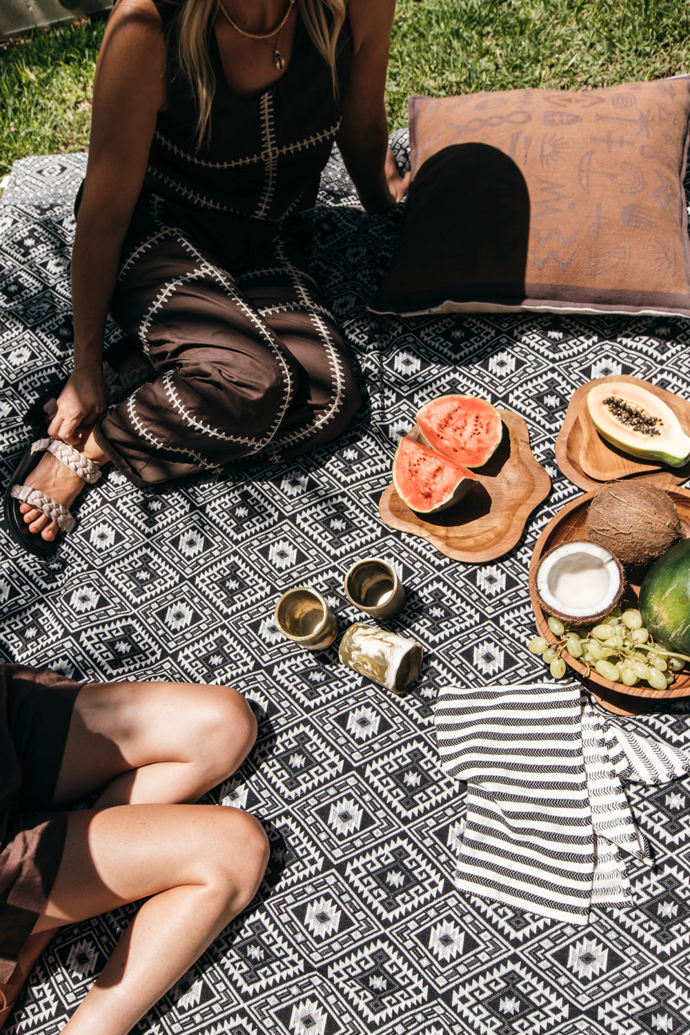 Mediterranean Star Blanket, Black